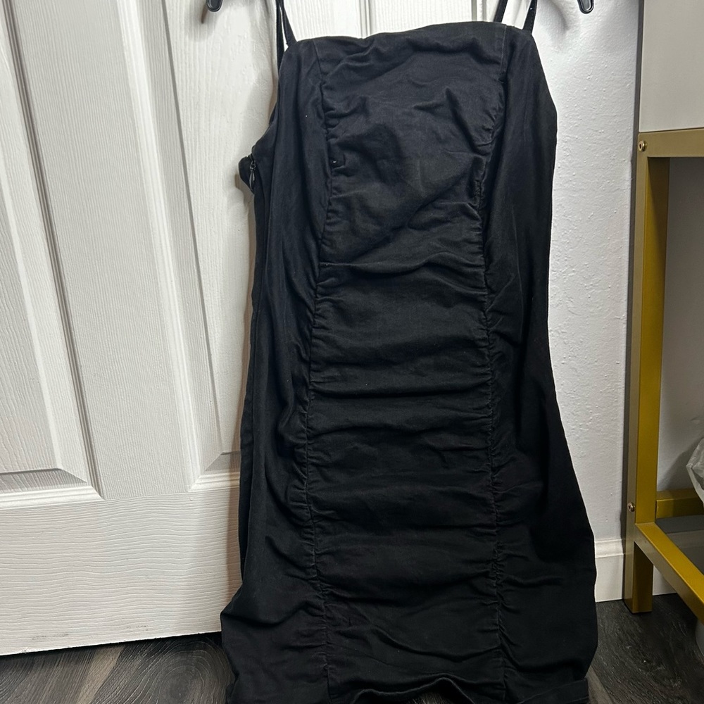 Cute topshop black dress🖤